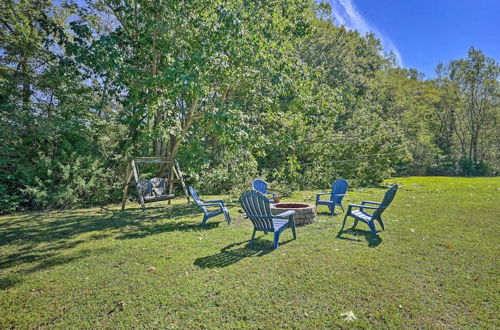 Foto 9 - Riverfront Retreat on 4 Acres w/ Private Dock