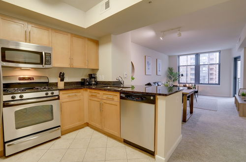 Photo 17 - Great Condo at Pentagon City