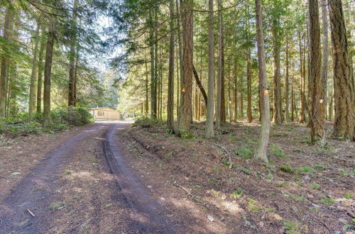 Photo 11 - Secluded Port Townsend Retreat: Pets Welcome