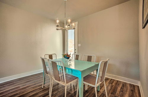 Photo 15 - College Station Townhome w/ Furnished Patio