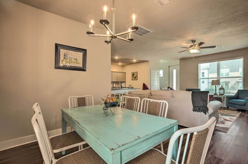 Photo 16 - College Station Townhome w/ Furnished Patio