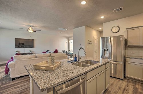 Photo 9 - College Station Townhome w/ Furnished Patio