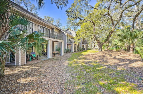 Photo 10 - Tasteful Seabrook Island Condo, Walk to Beach