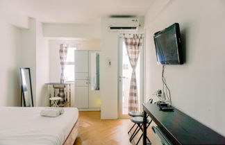 Photo 2 - Warm And Simply Look Studio Room Urbantown Serpong Apartment