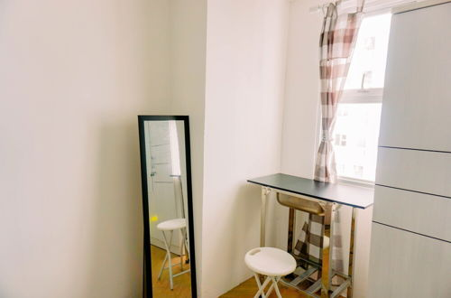 Photo 12 - Warm And Simply Look Studio Room Urbantown Serpong Apartment