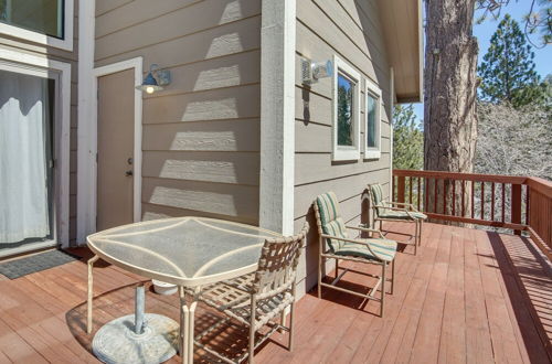 Foto 40 - Spacious Big Bear Cabin Rental - 1 Mi to Lake