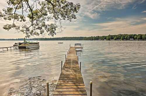 Photo 23 - Le Roy Lakefront Retreat w/ Dock + Kayaks