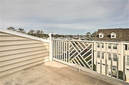 Photo 6 - Stylish Long Neck Townhome w/ Rooftop Patio