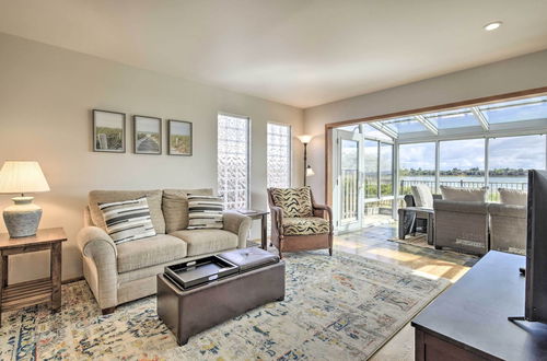 Photo 8 - Ideally Located San Francisco Bay Home w/ Sunroom