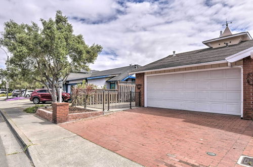 Photo 10 - Ideally Located San Francisco Bay Home w/ Sunroom