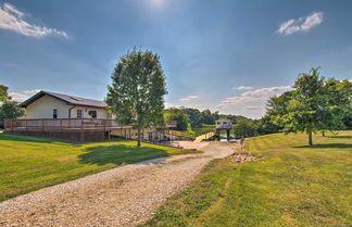 Photo 1 - Idyllic Mt Sterling Retreat w/ Private Lake