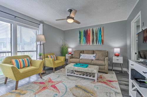 Photo 28 - Cozy Destin Condo w/ Amenities + Private Beach