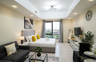 Photo 1 - Tanin - Luxurious and Contemporary Studio in JLT Cluster R