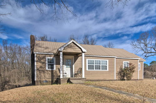 Photo 15 - Charming Oxford Home ~ 7 Mi to Ole Miss