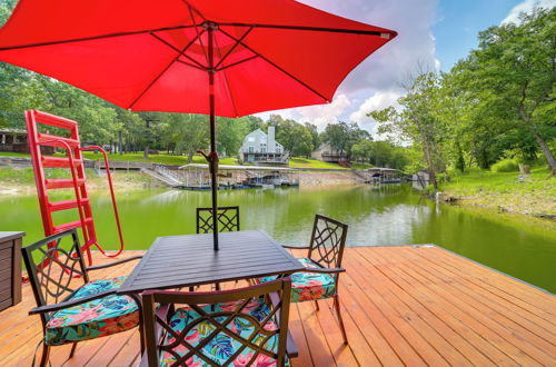 Photo 21 - Cozy Eucha Cottage At Grand Lake w/ Hot Tub