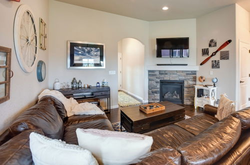 Photo 15 - Colorado Springs Townhome w/ Game Room & Mtn Views