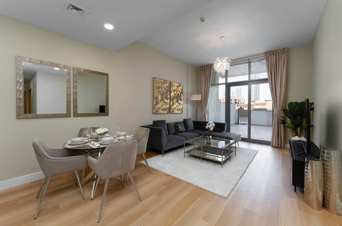 Foto 1 - Maison Privee - Classy Apt w/ Terrace & Direct Burj Khalifa Views