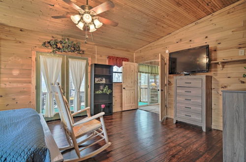 Photo 27 - Douglas Lake Cabin w/ Mountain-view Deck & Grill