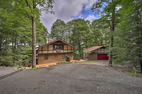 Photo 24 - Cabin Retreat w/ Hot Tub & Amazing Mountain Views