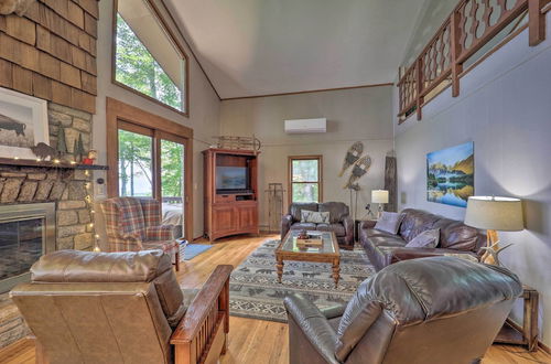 Photo 1 - Cabin Retreat w/ Hot Tub & Amazing Mountain Views