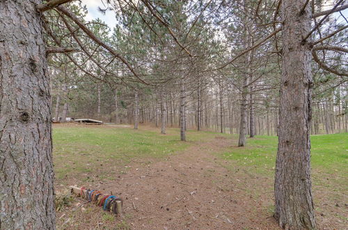 Photo 33 - Lavish Tustin Cabin on 7 Acres w/ Fire Pit & Porch