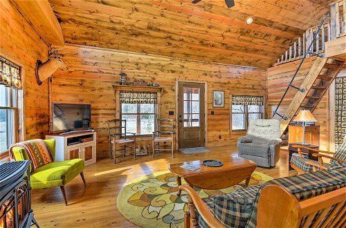 Photo 9 - Greenfield Cabin w/ Screened-in Porch & Fire Pit