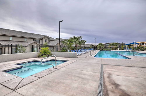 Photo 13 - 'blue Sky Get-a-way' Townhome w/ Patio, Grill