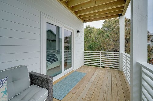 Photo 37 - Modern Home w/ Rooftop Deck, Walk to Beach
