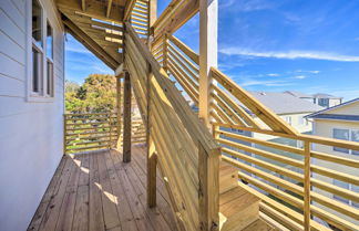 Photo 2 - Modern Home w/ Rooftop Deck, Walk to Beach