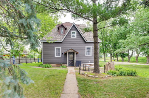 Photo 36 - Charming Eagle Grove Farmhouse w/ Patio