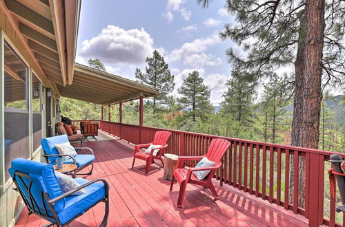 Photo 1 - Strawberry Hideaway in the Pines w/ Hot Tub