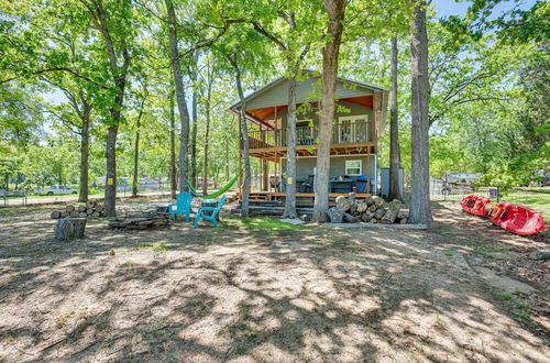 Photo 24 - Mabank House w/ Water View, Decks & Fire Pit