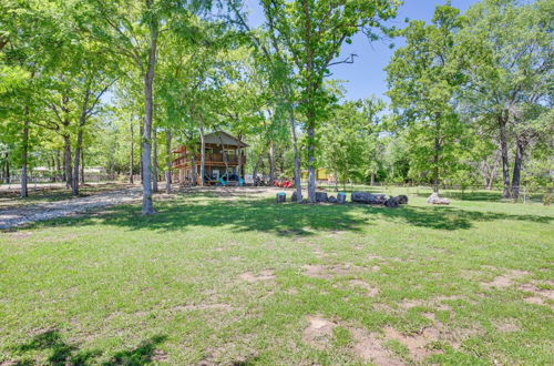 Photo 27 - Mabank House w/ Water View, Decks & Fire Pit