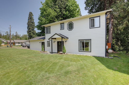 Photo 9 - Farmhouse w/ Private Hot Tub < 1 Mile to Birch Bay