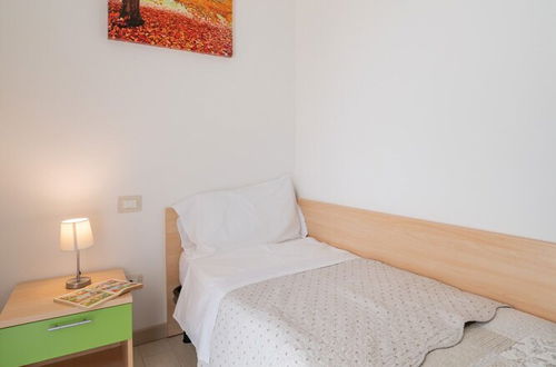 Foto 8 - Elegant Residenza Monica 2 Two Bedroom C6 Sleeps 6