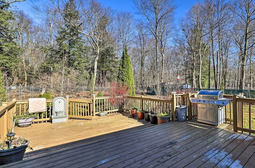 Photo 31 - Long Pond Hideaway w/ Deck + Private Hot Tub