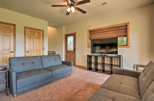 Photo 35 - Spacious Log Cabin w/ Fire Pit & Game Room