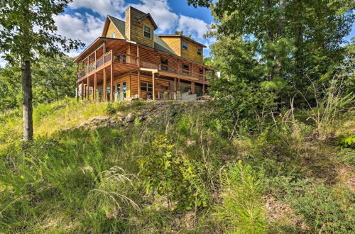 Photo 32 - Spacious Log Cabin w/ Fire Pit & Game Room