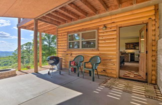 Photo 3 - Spacious Log Cabin w/ Fire Pit & Game Room