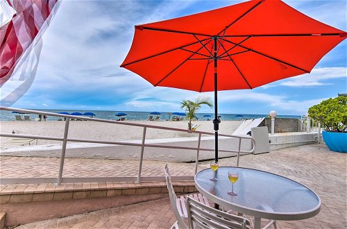 Photo 22 - Oceanfront Luxury Renovated Resort Getaway