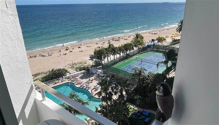 Foto 1 - Oceanfront Luxury Renovated Resort Getaway