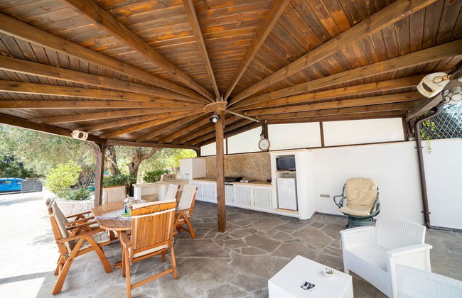 Villa Machri - Con Piscina Privata E Ampio Giardino Vicina Al Mare - Foto 12