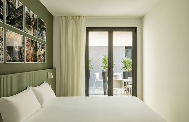 Europa Apartments - Photo 12
