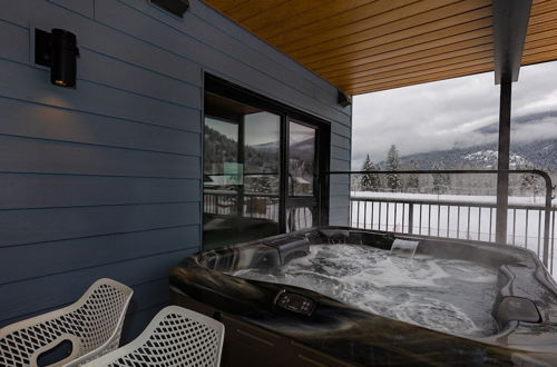 Photo 23 - Q’s Hideaway by Revelstoke Vacations