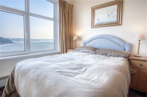 Foto 3 - Beach View - 3 Bedroom Holiday Home - Saundersfoot
