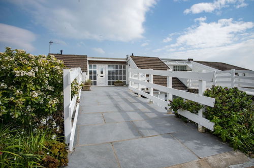 Photo 53 - Beach View - 3 Bedroom Holiday Home - Saundersfoot