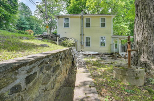 Photo 11 - Charming Danbury Cottage w/ Lake Kenosia Access