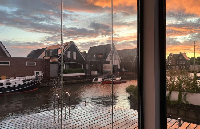 Peaceful Villa on the Water in Stavoren - Foto 33