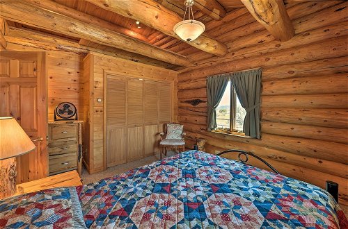 Photo 16 - Exquisite Log Home With Lander Valley Views