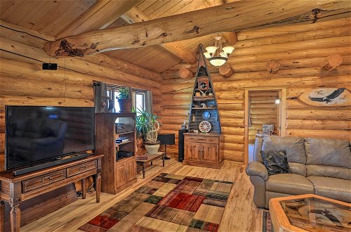 Photo 2 - Exquisite Log Home With Lander Valley Views